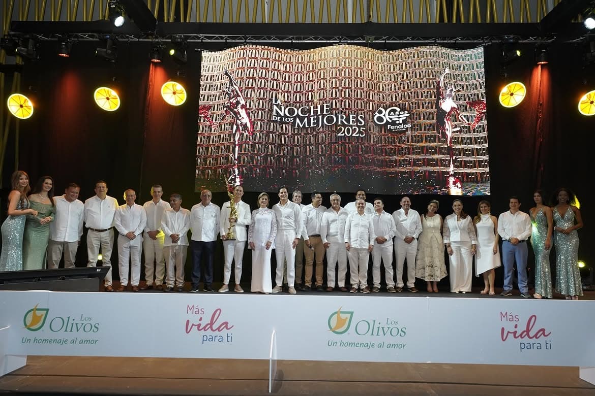 Entrega del galardón Mercurio de Oro
