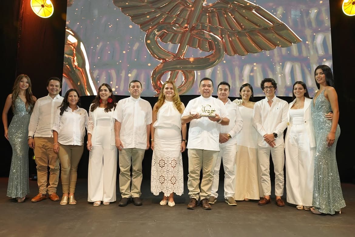 Entrega del galardón Responsabilidad Social Empresarial
