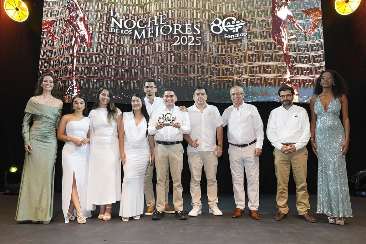 Entrega del galardón Innovación Tecnológica